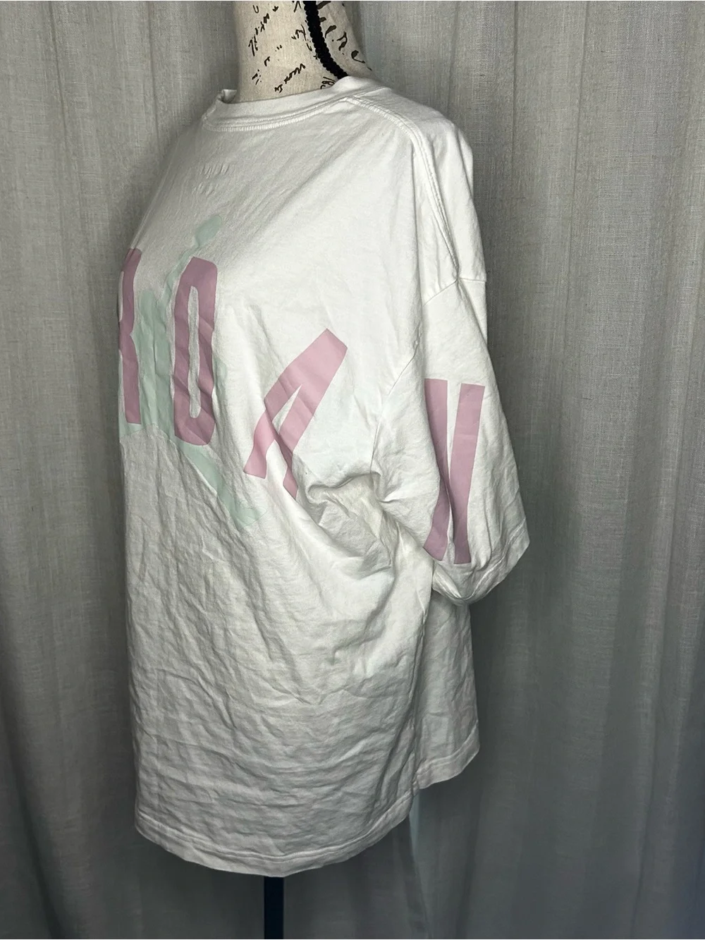 Men's Small Jordan Back Stretch Oversized Short Sleeve Crew